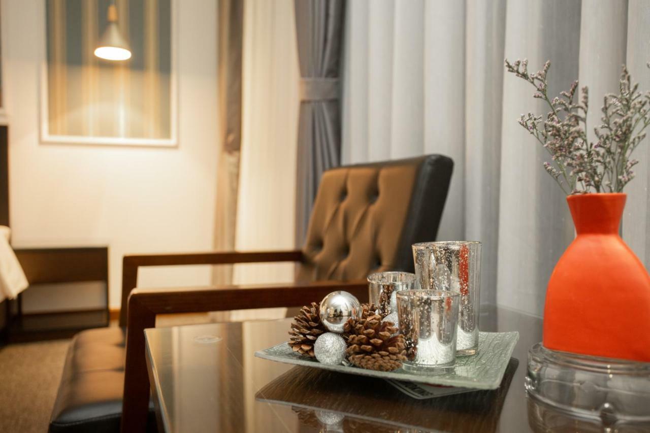 Adeline Hotel ハノイ市 エクステリア 写真